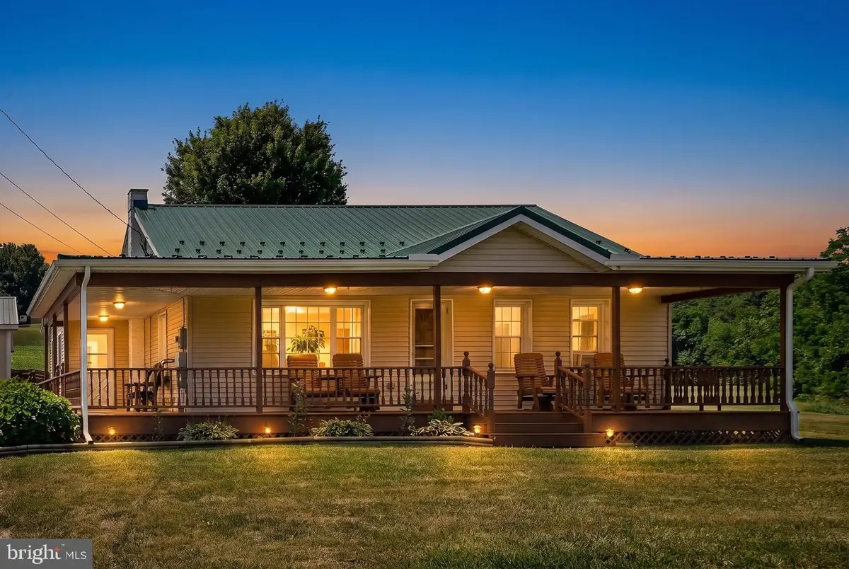 3216 Sweet Arrow Lake Rd, Pine Grove, PA 17963 - #1