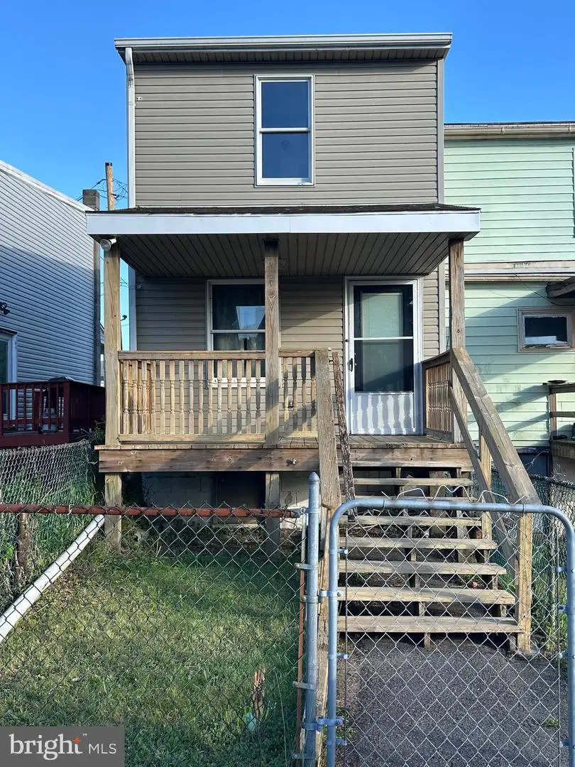 531 W Howard St, Frackville, PA 17931 - #2