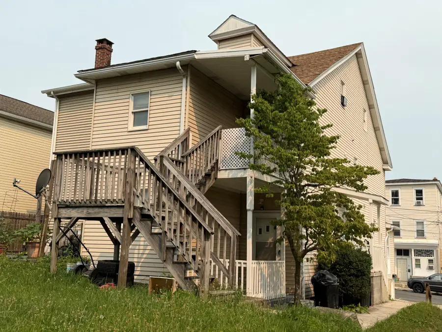 114 E Ruddle St, Coaldale, PA 18218 - #2