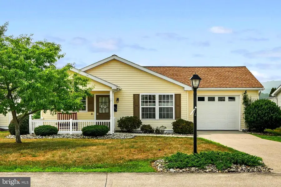 729 Union Ct, Pine Grove, PA 17963 - #2