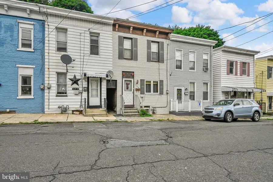240 N 12th St, Pottsville, PA 17901 - #3