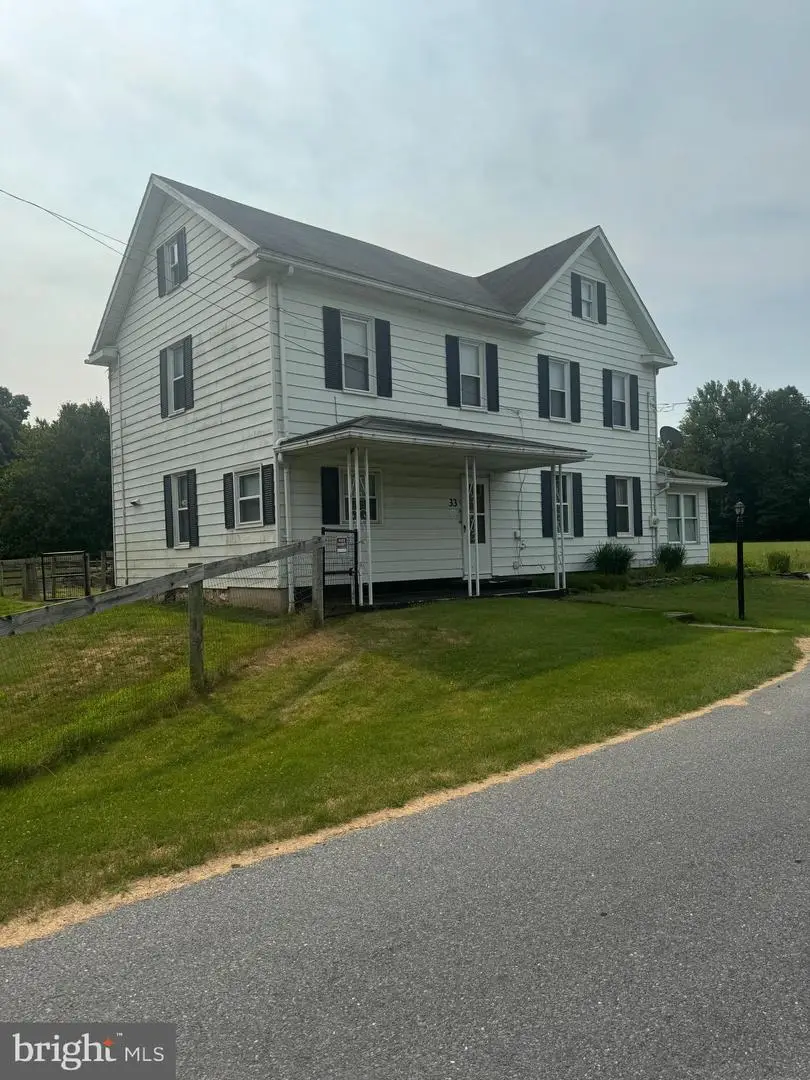 33 Blue Mountain Rd, Schuylkill Haven, PA 17972 - #1