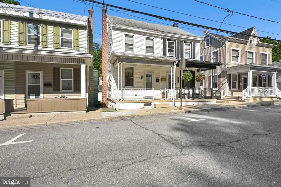 637 N Garfield Ave, Schuylkill Haven, PA 17972 - #3