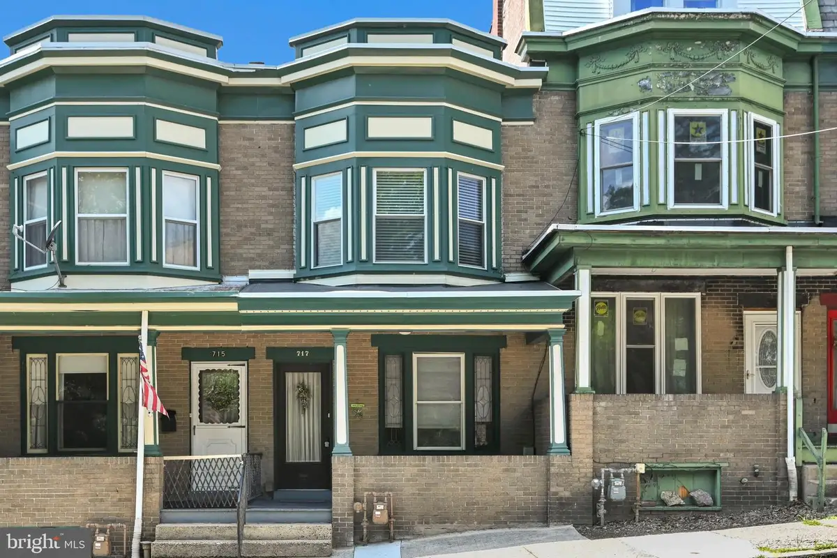 717 N Centre St, Pottsville, PA 17901 - #1