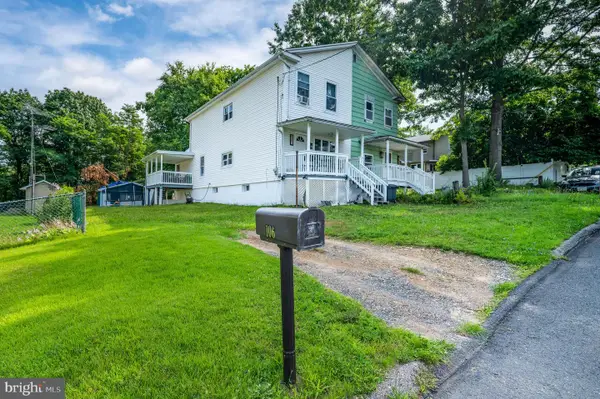 106 S Main St, MARY D, PA 17952