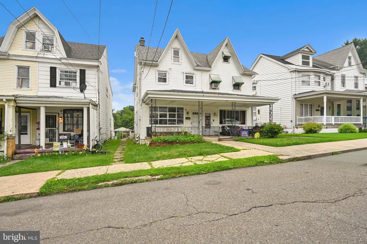 34 S Nice St, Frackville, PA 17931 - #1