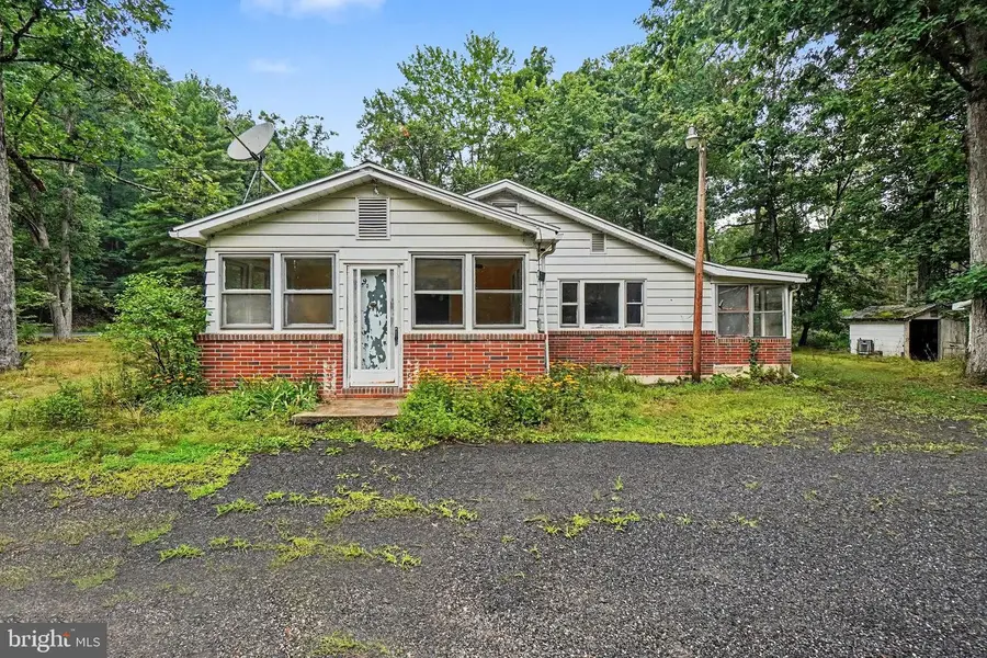 2434 Fair Rd, Auburn, PA 17922 - #2
