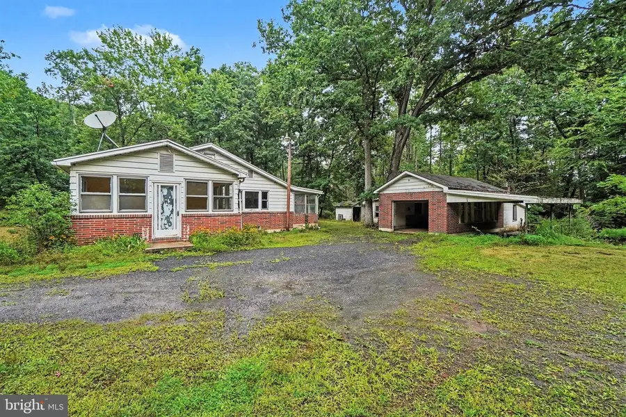 2434 Fair Rd, Auburn, PA 17922 - #3