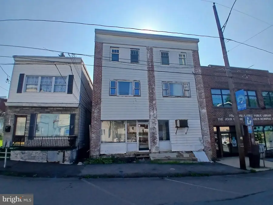 54 N Lehigh Ave, Frackville, PA 17931 - #3