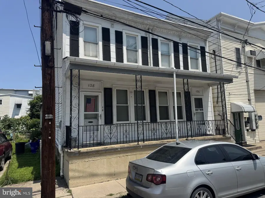 126-128 Lewis St, Minersville, PA 17954 - #3