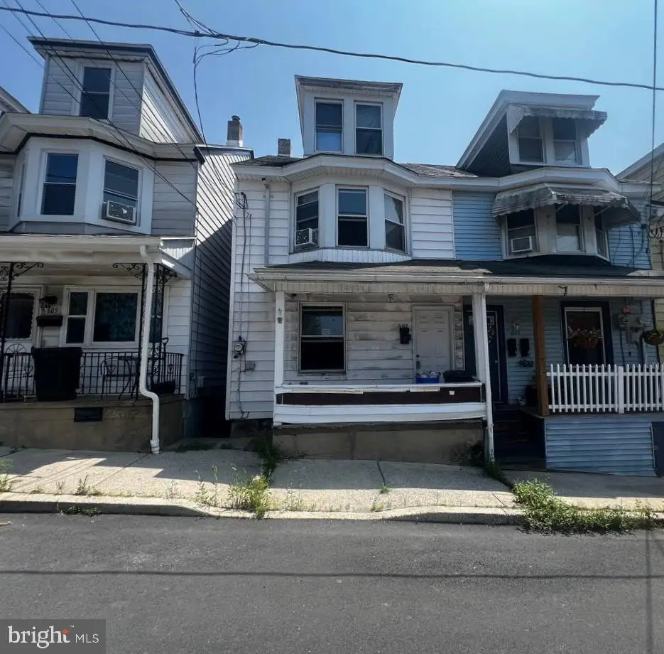 607 N 2nd St, Minersville, PA 17954 - #1