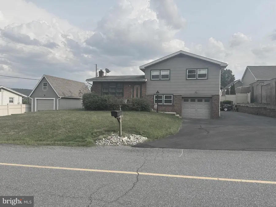 6 First St. N, Schuylkill Haven, PA 17972 - #2