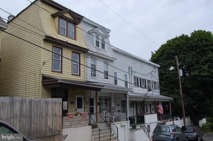 117 Lombard St, Tamaqua, PA 18252 - #2