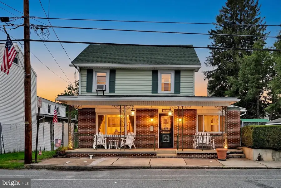 206 Valley St, Brockton, PA 17925 - #3