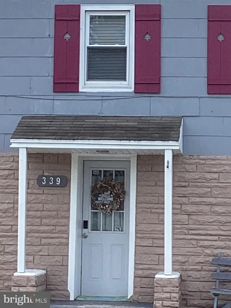 339 S Wayne St, Orwigsburg, PA 17961 - #3