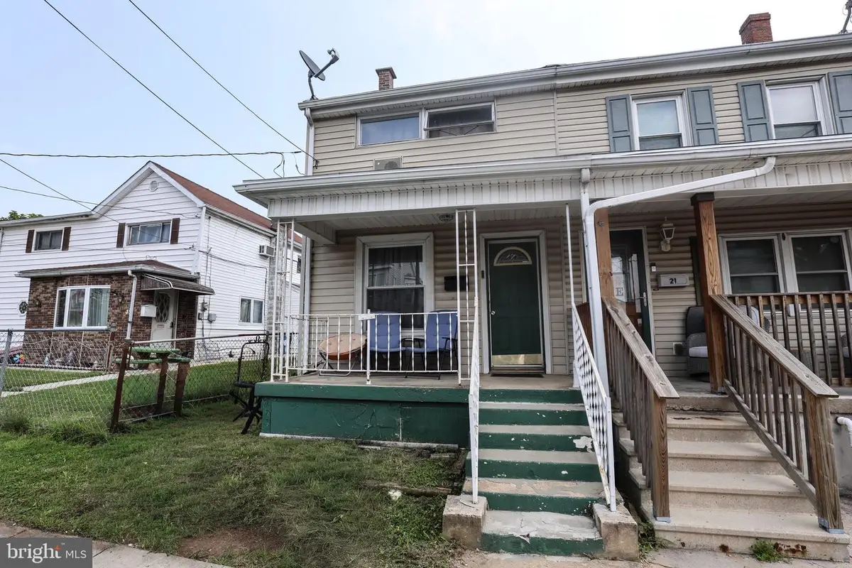 23 N Broad Mountain Ave, Frackville, PA 17931 - #1