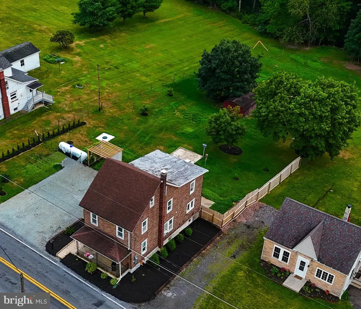 32 Ben Titus Rd, Tamaqua, PA 18252 - #1