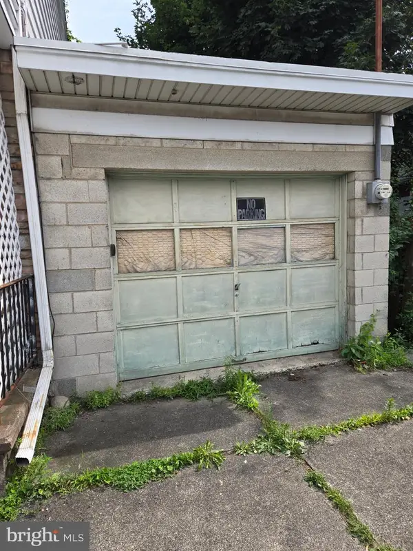 1012 E Market St, MAHANOY CITY, PA 17948