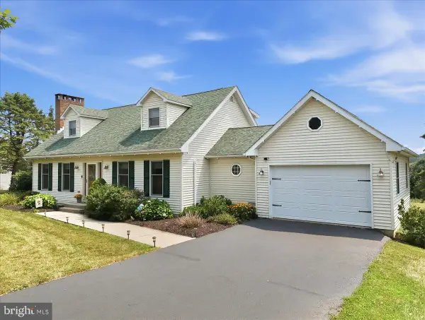 522 Green Ln, ANDREAS, PA 18211