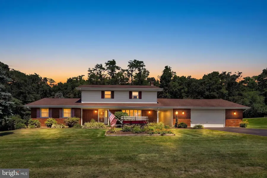 225 Morea Rd, Frackville, PA 17931 - #2