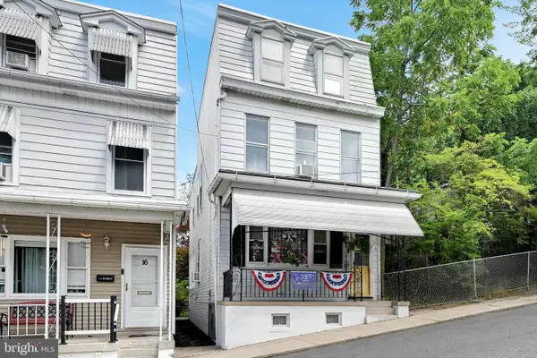 18 Mary St, POTTSVILLE, PA 17901