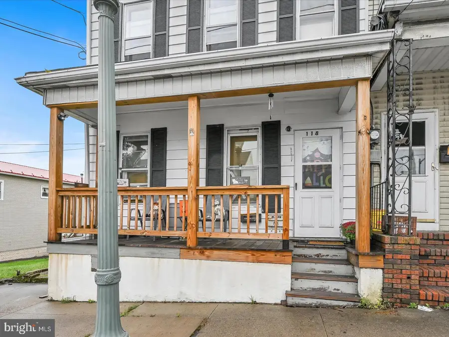 118 S Lehigh Ave, Frackville, PA 17931 - #2
