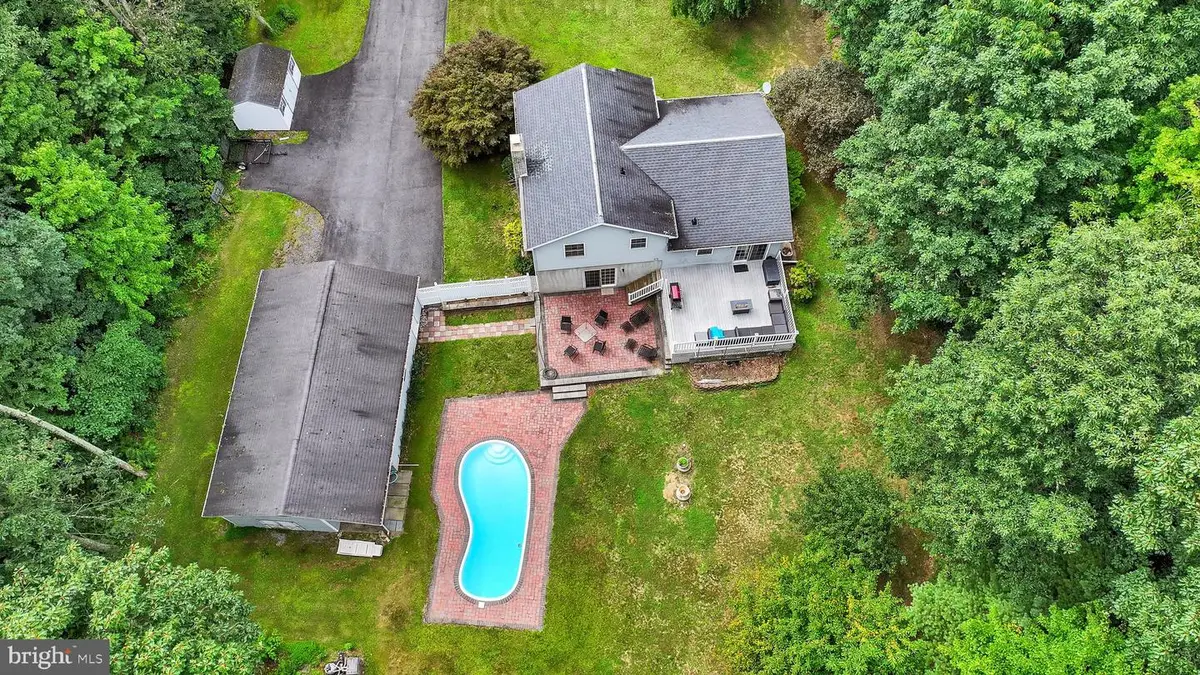 696 Pine Hill Rd, Andreas, PA 18211 - #1