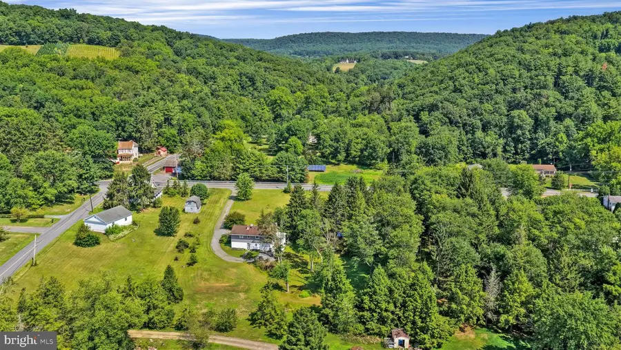 1208 Chestnut Rd, Orwigsburg, PA 17961 - #3