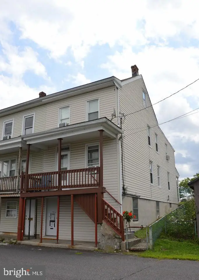 221 Linden St, Minersville, PA 17954 - #1