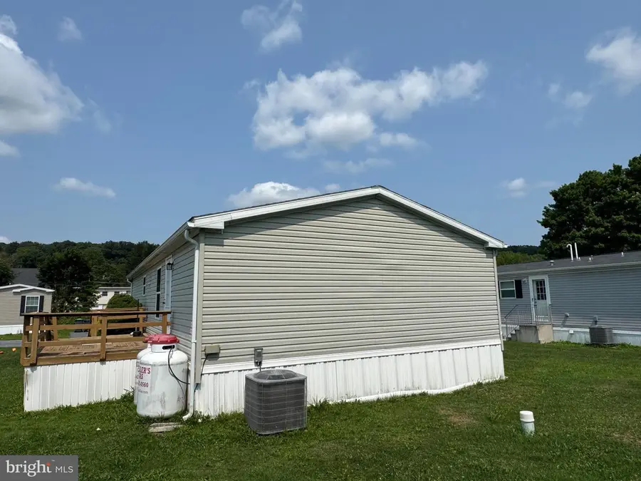 2-c C Frieden Mnr, Schuylkill Haven, PA 17972 - #3