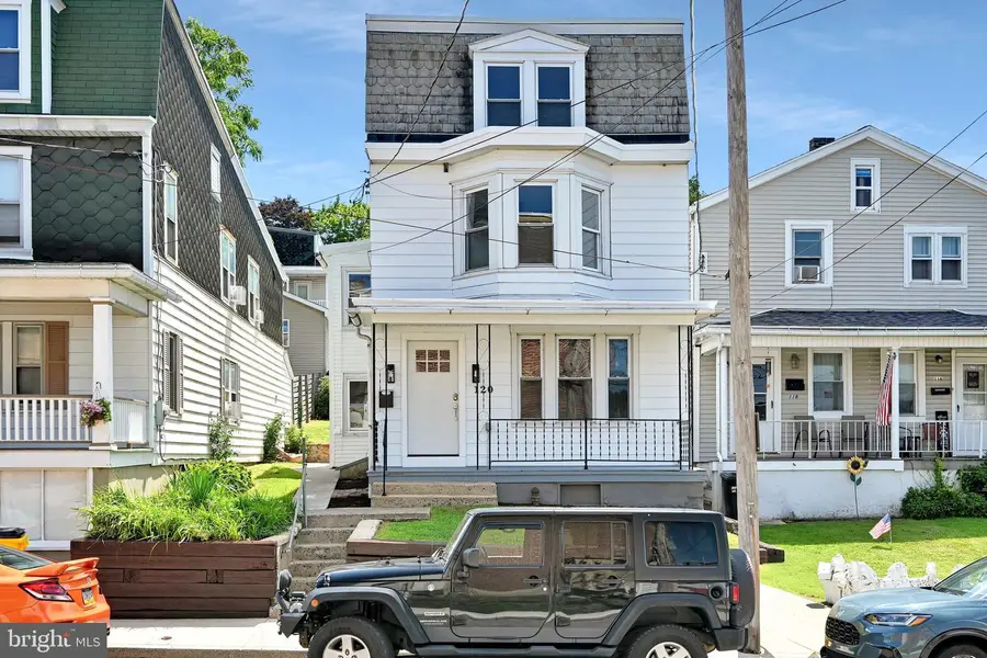 120 E Union St, Schuylkill Haven, PA 17972 - #2