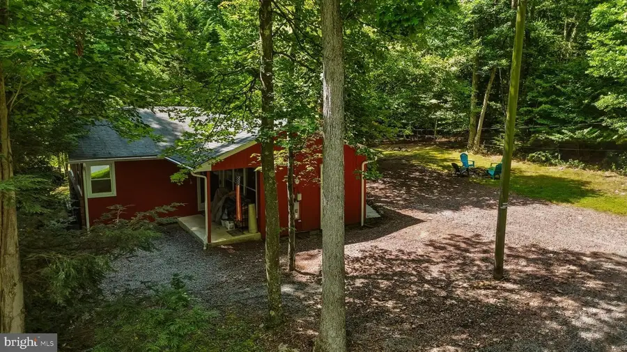 3 Deer Trail Ln, Nesquehoning, PA 18240 - #2
