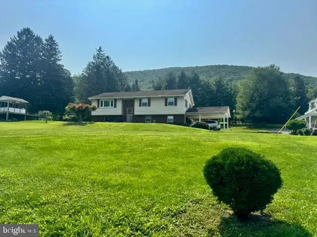 302 E Wyncoop Ave, Gordon, PA 17936 - #2