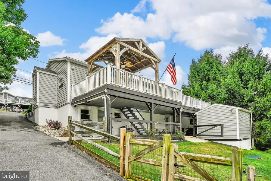 590 Wynonah Dr, Auburn, PA 17922 - #2
