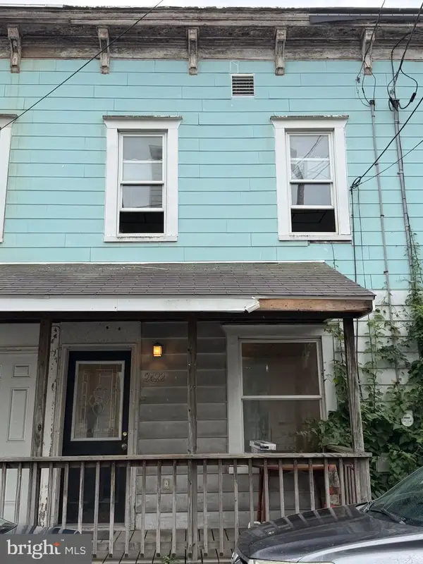 2422 W Water St, MAHANOY PLANE, PA 17949