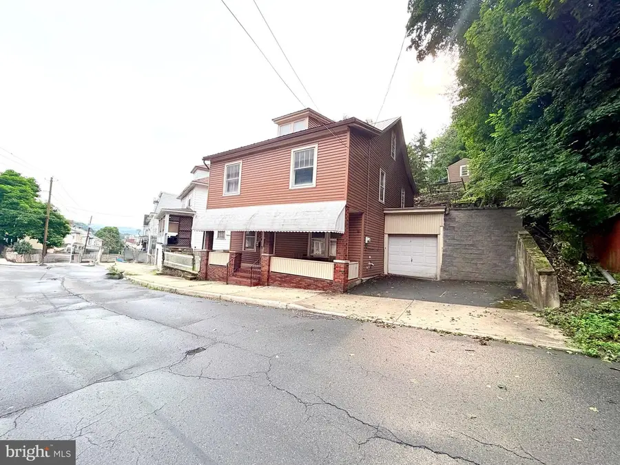 405 Laurel St, Minersville, PA 17954 - #2