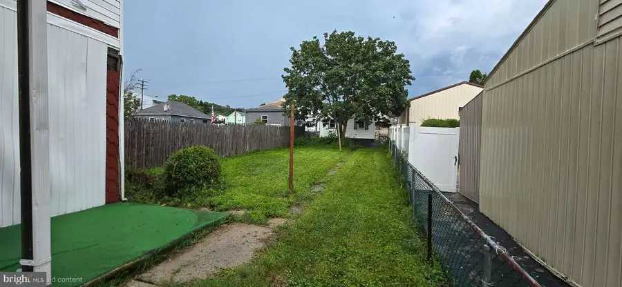 127 S Broad Mountain Ave, Frackville, PA 17931 - #2
