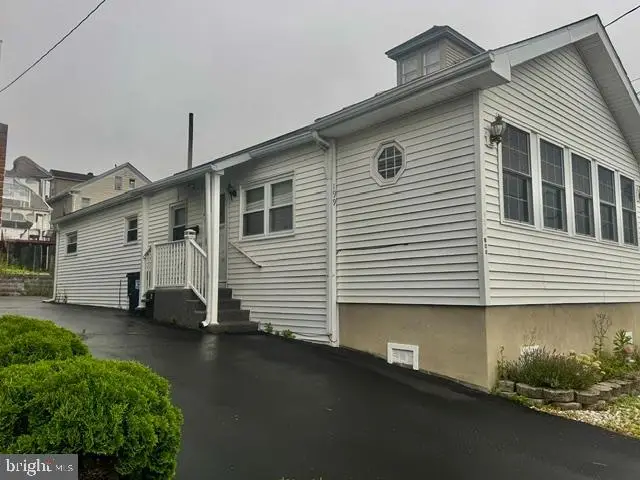 199 Pennsylvania Ave, Shenandoah, PA 17976 - #2