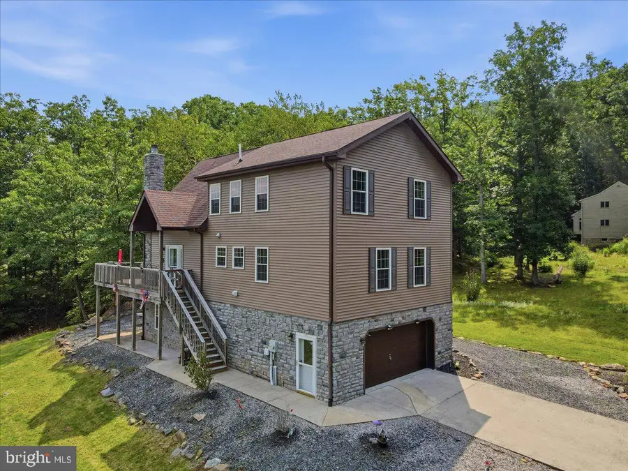 16 Delaware Dr W, Hazleton, PA 18202 - #3