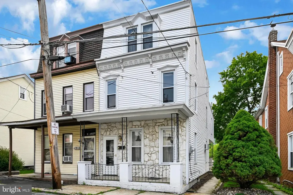 26 E Liberty St, Schuylkill Haven, PA 17972 - #1
