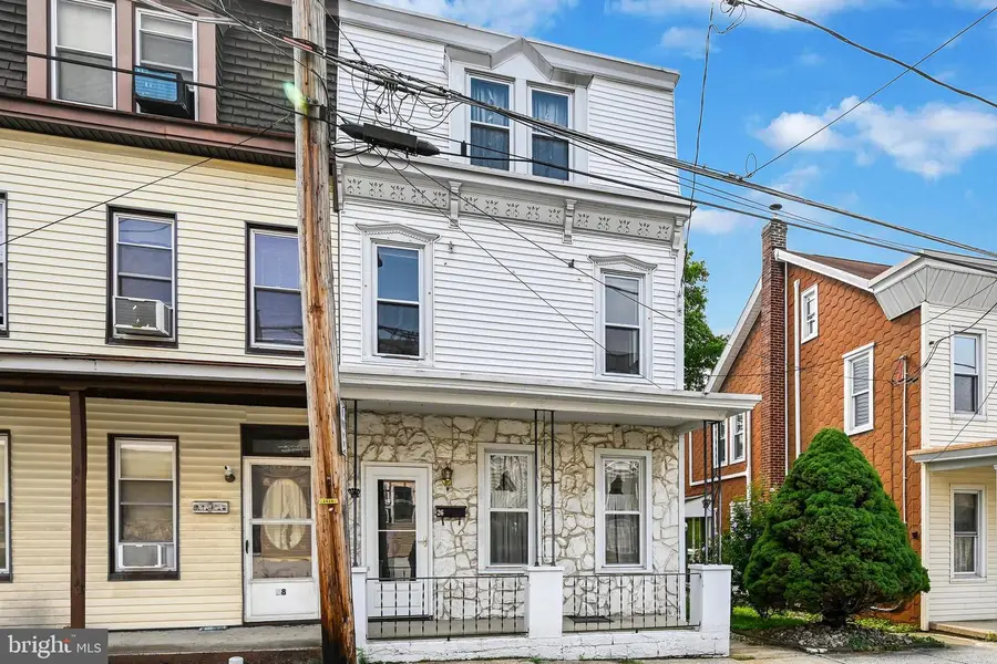 26 E Liberty St, Schuylkill Haven, PA 17972 - #2
