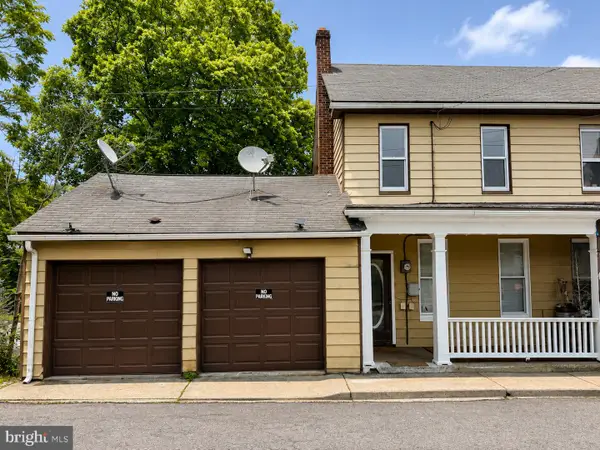 403 Gay St, TAMAQUA, PA 18252
