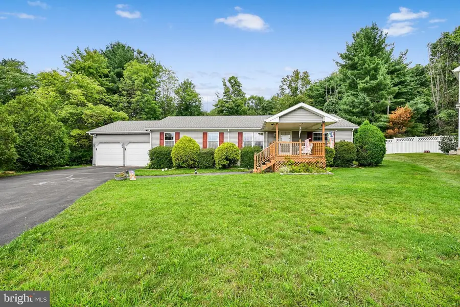 90 Hometown Ave, Tamaqua, PA 18252 - #2