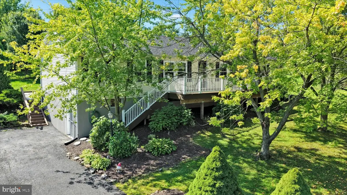 1290 Running Deer Dr, Auburn, PA 17922 - #1