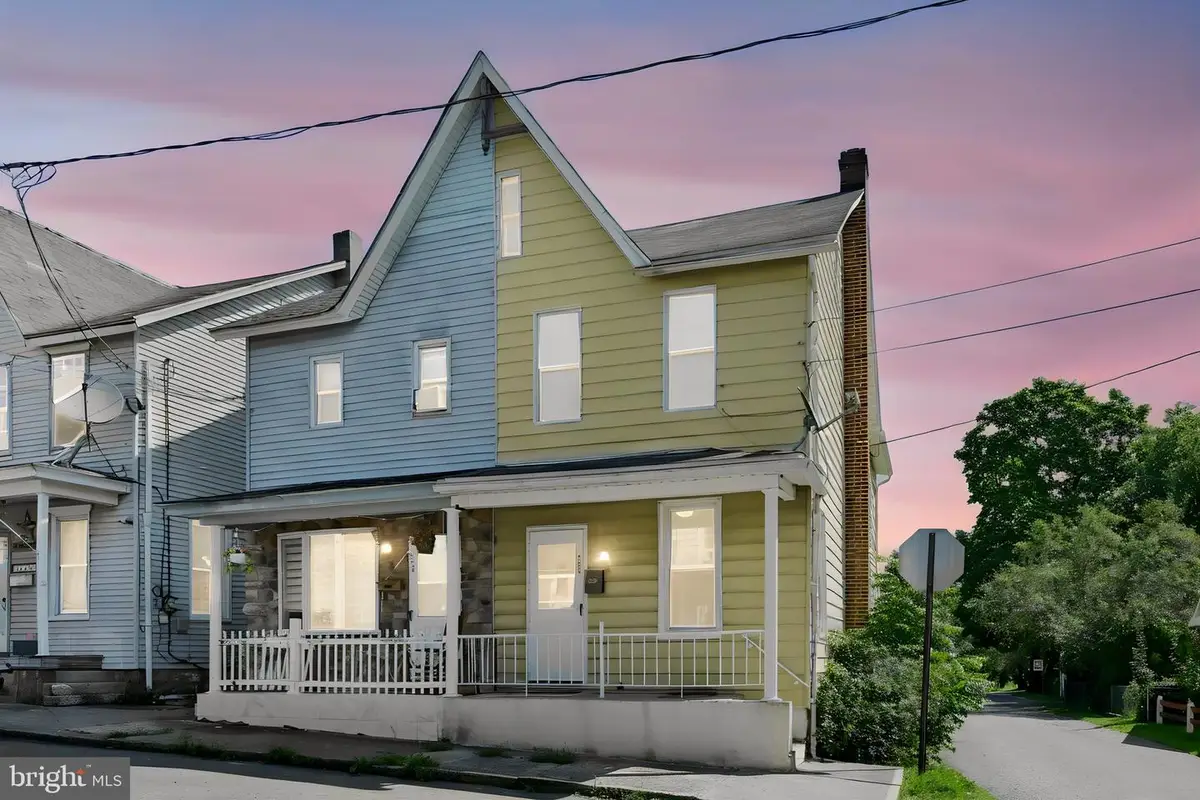 236 N Pine St, Tremont, PA 17981 - #1