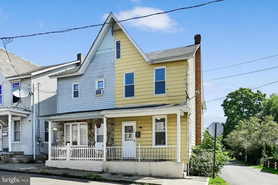 236 N Pine St, Tremont, PA 17981 - #3