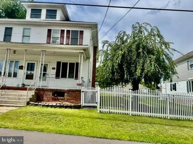 314 N 2nd St, Frackville, PA 17931 - #1