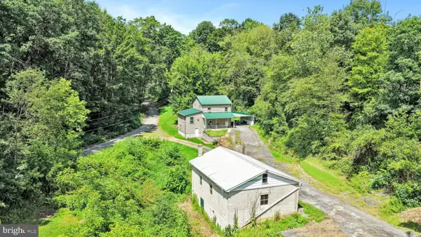 18 Church Ln, PINE GROVE, PA 17963