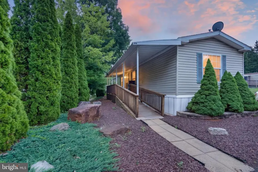 224 Hope Dr, New Ringgold, PA 17960 - #2