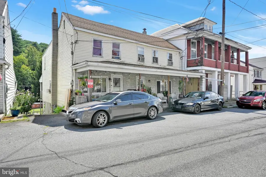 52 W Water St, Cumbola, PA 17930 - #2